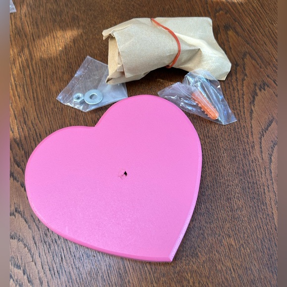 5 complete Heart shape Hook sets, pink/blue. Wow that little girl or paint blue! - Picture 4 of 5